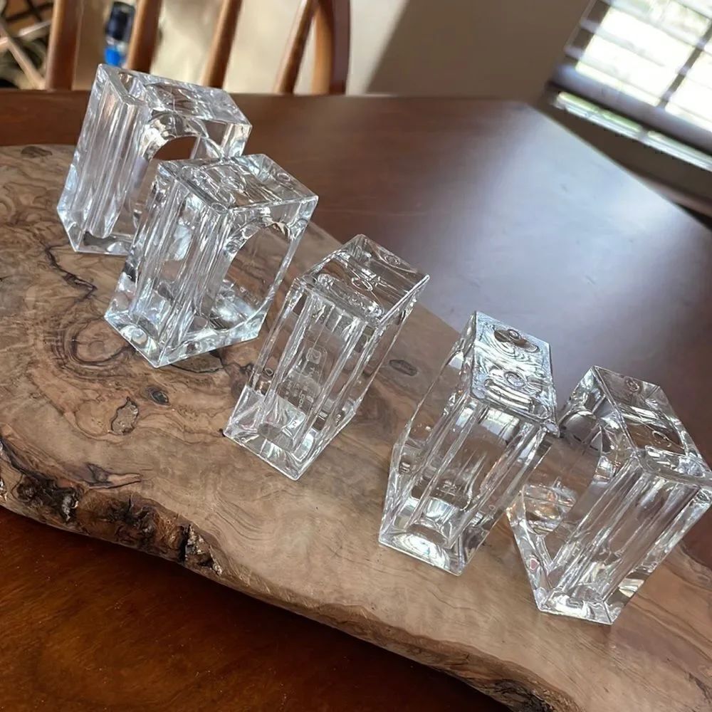 Set of 5 Acrylic Bud Vase Napkin Rings